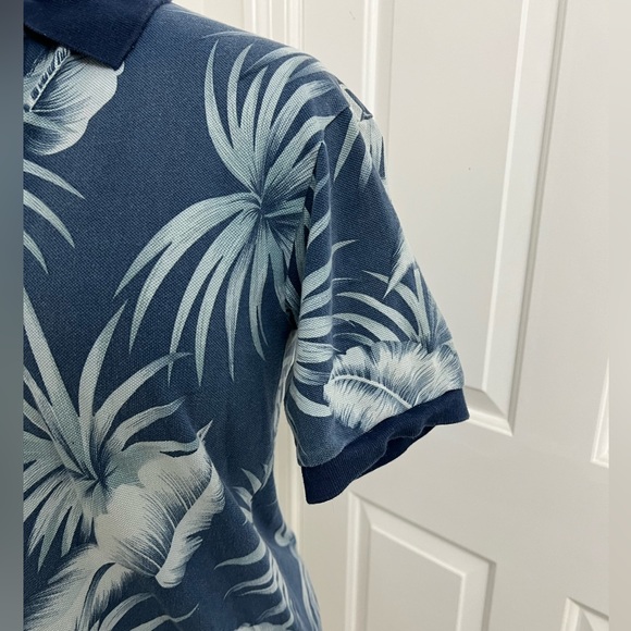 Men's Blue Floral Polo Shirt - Picture 7 of 9